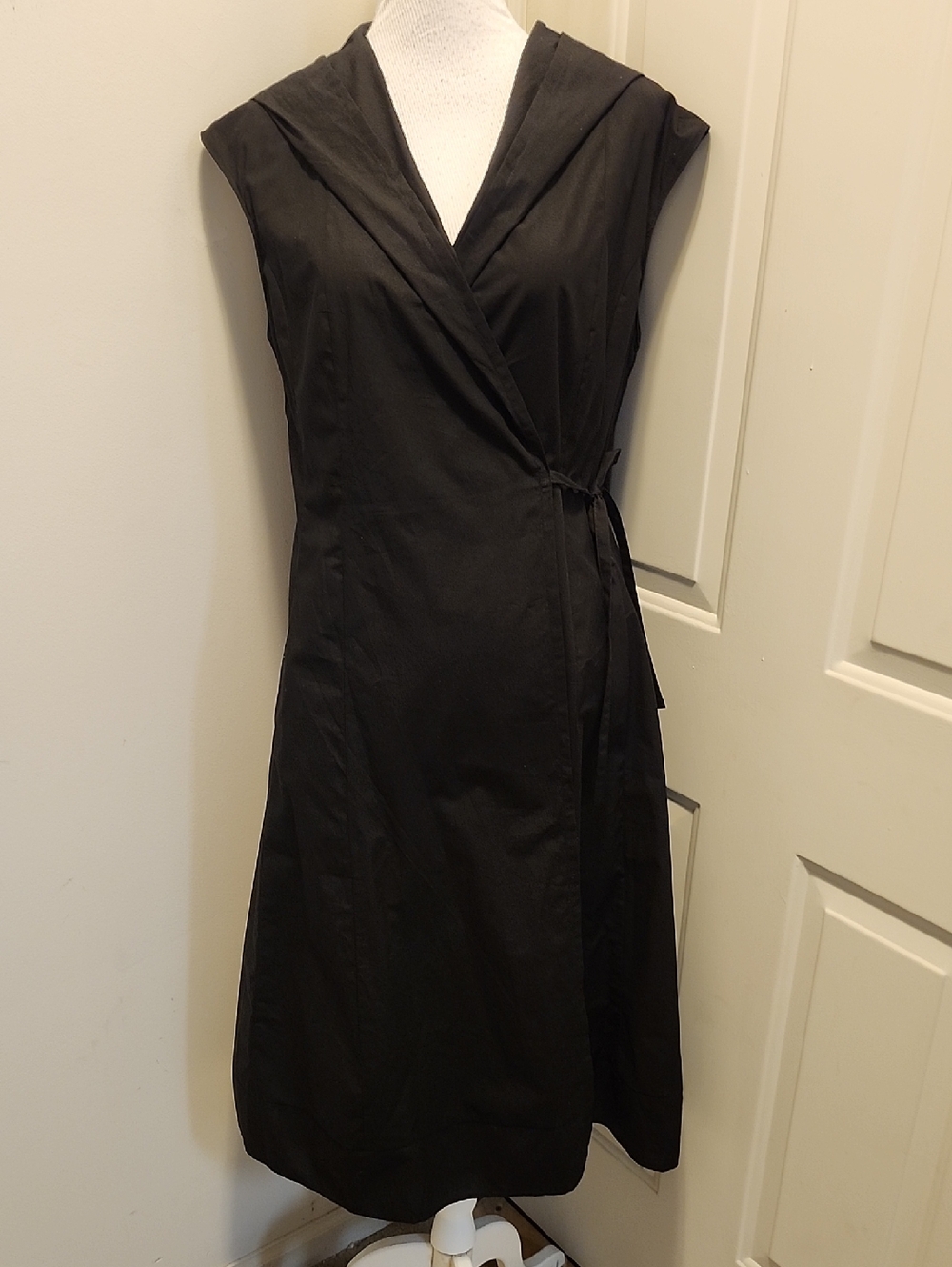 Maeve Cotton Wrap Midi Black Dress Hoodie Medium